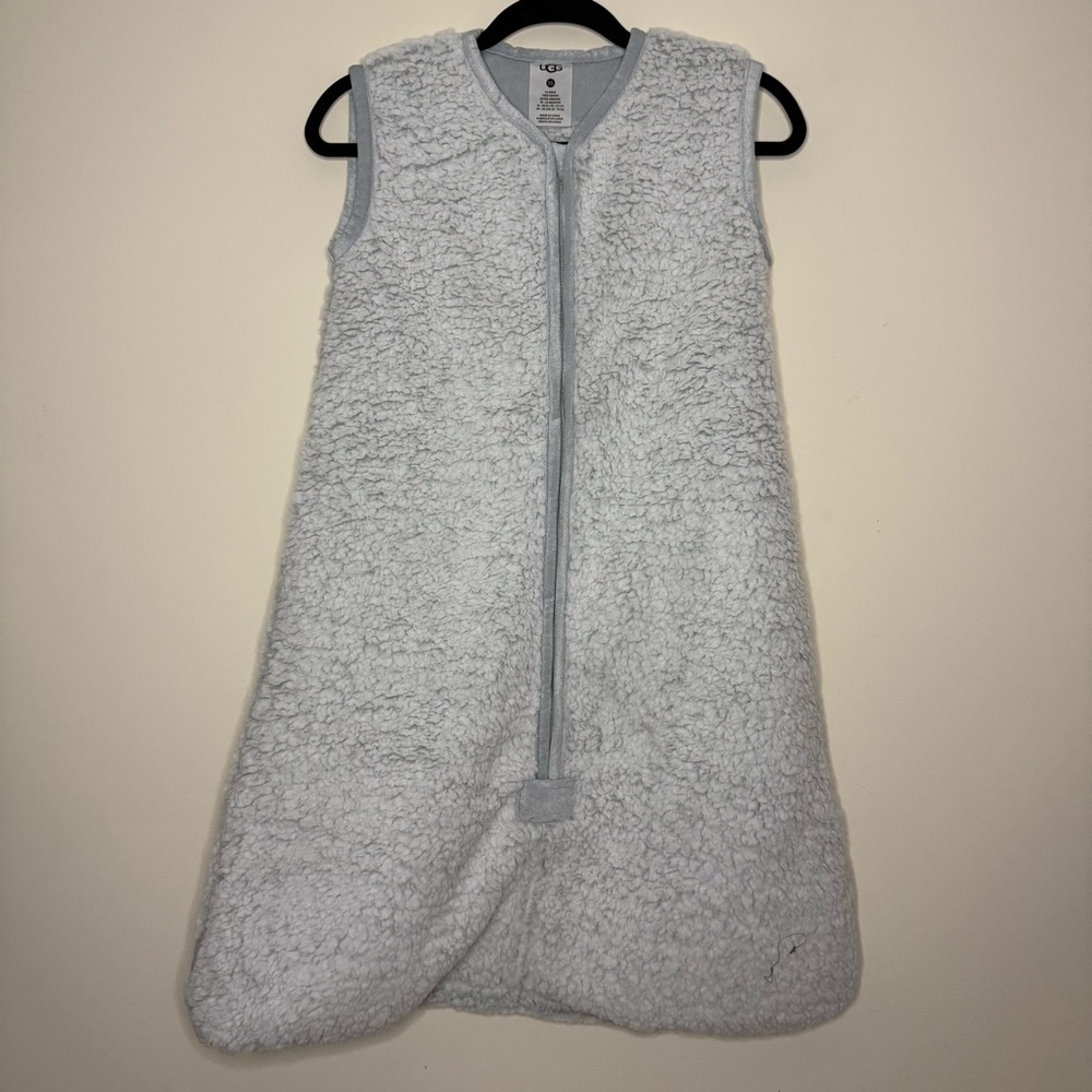 UGG Gray Cozy Winter Sherpa Baby Toddler Wearable Blanket Sleep Sack